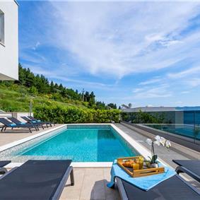 5 bedroom beachfront villa with heated pool near Omis, sleeps 9